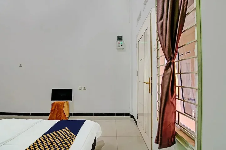 Пеканбару: SPOT ON 92255 Lucky Guesthouse