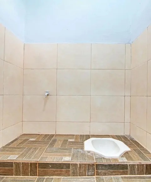 Пеканбару: SPOT ON 92255 Lucky Guesthouse