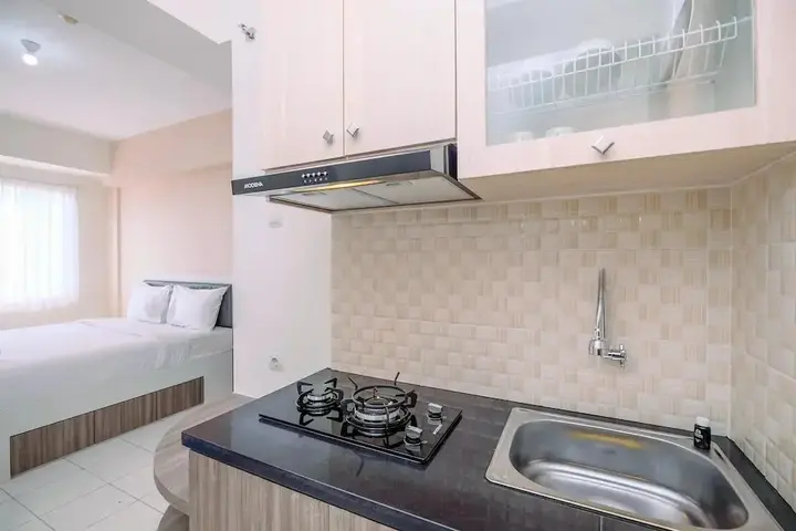 Читарингул: Well Designed and Comfy Studio at Podomoro Golf View Apartment