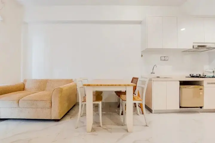 Legok: Comfortable 2BR at Sky House BSD Apartment