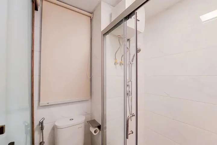 Legok: Comfortable 2BR at Sky House BSD Apartment