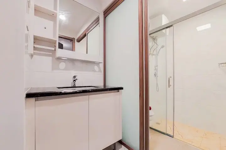 Legok: Comfortable 2BR at Sky House BSD Apartment