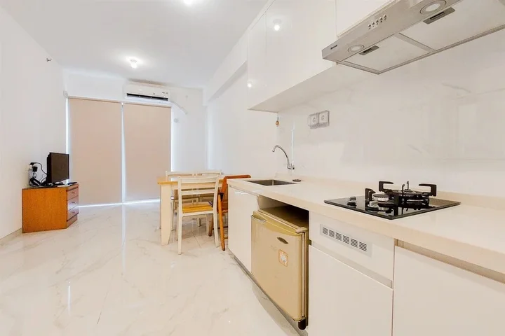 Legok: Comfortable 2BR at Sky House BSD Apartment