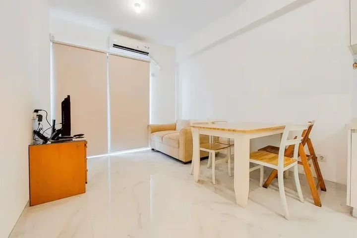 Legok: Comfortable 2BR at Sky House BSD Apartment