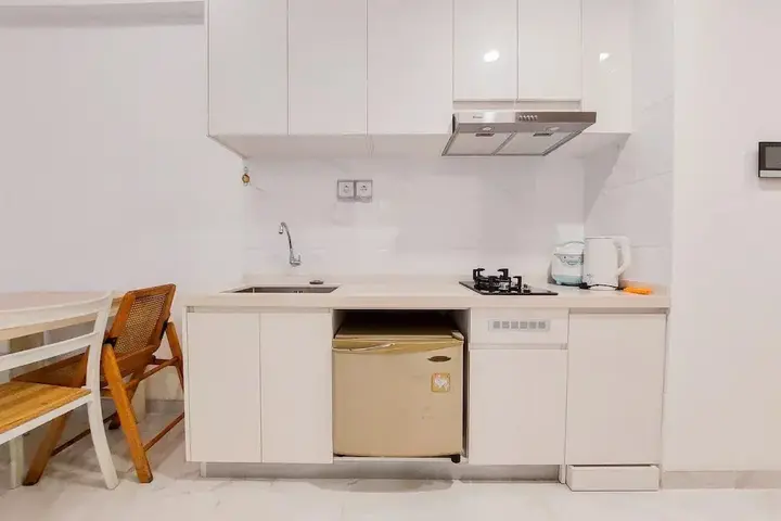 Legok: Comfortable 2BR at Sky House BSD Apartment