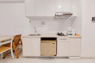 Legok: Comfortable 2BR at Sky House BSD Apartment