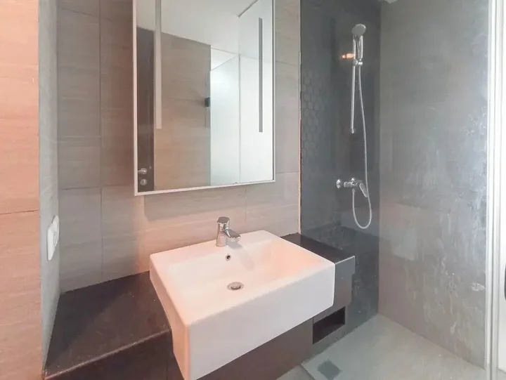 Беноа: Modern Look Studio (No Kitchen) at Skales Residence Nusa Dua Bali Apartment