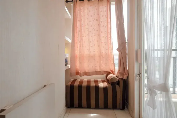 Депок: Good Deal and Comfy Studio Apartment at Cinere Bellevue Suites
