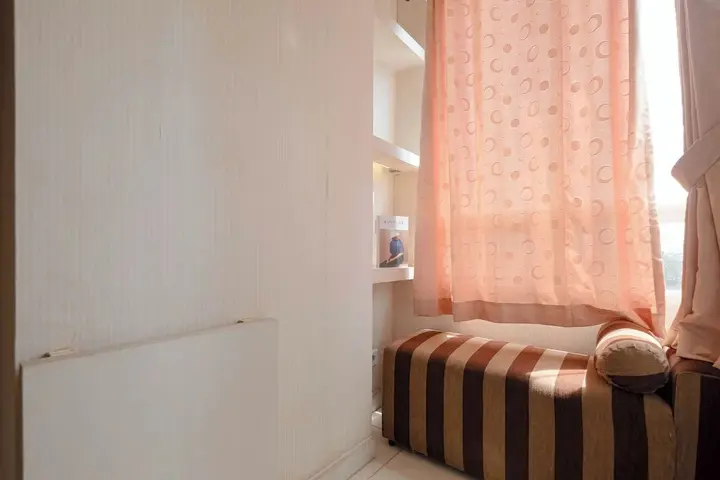 Депок: Good Deal and Comfy Studio Apartment at Cinere Bellevue Suites