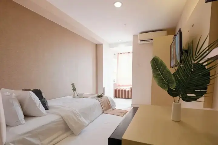 Good Deal and Comfy Studio Apartment at Cinere Bellevue Suites — фото 4