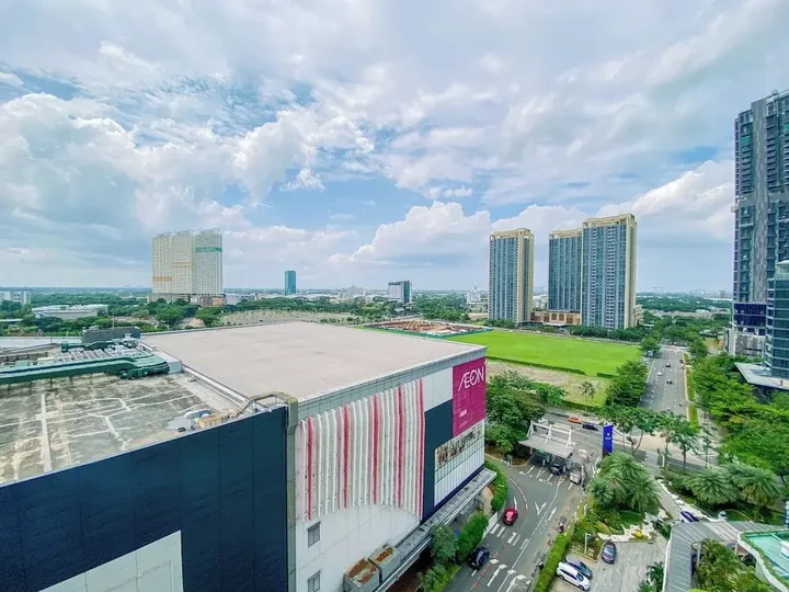 Legok: Tranquil Living 3BR Apartment Sky House BSD