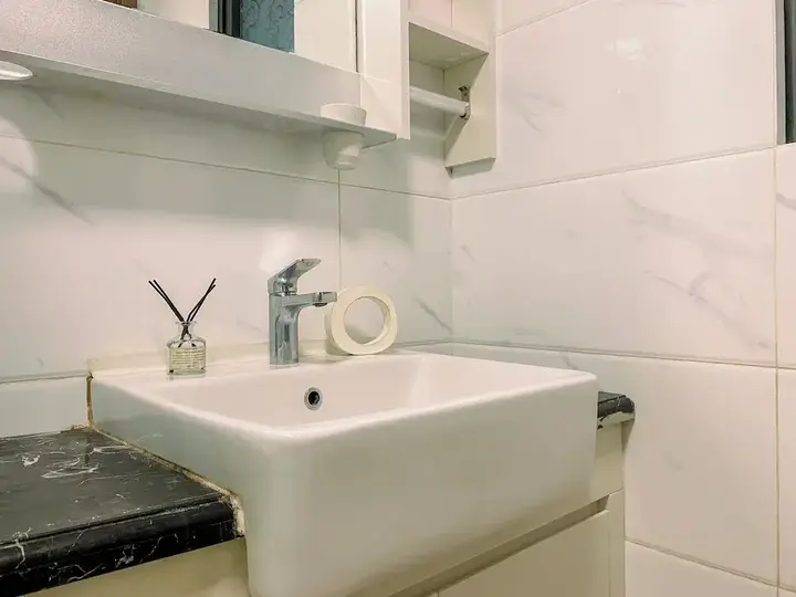 Legok: Tranquil Living 3BR Apartment Sky House BSD