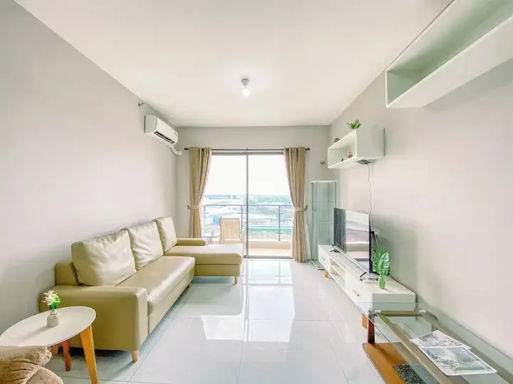 Tranquil Living 3BR Apartment Sky House BSD — фото 5