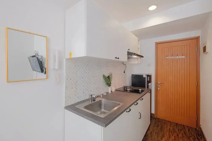 Депок: Good Deal Studio Apartment Cinere Bellevue Suites