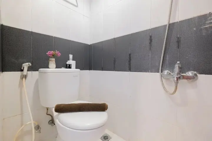 Депок: Good Deal Studio Apartment Cinere Bellevue Suites