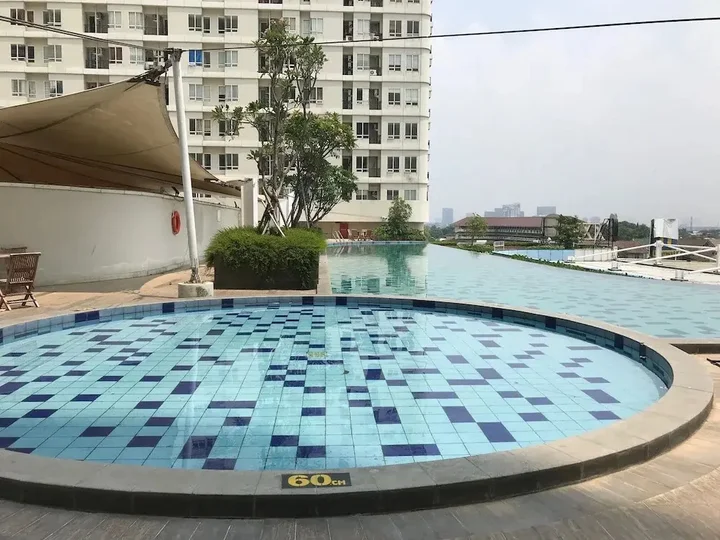 Депок: Good Deal Studio Apartment Cinere Bellevue Suites