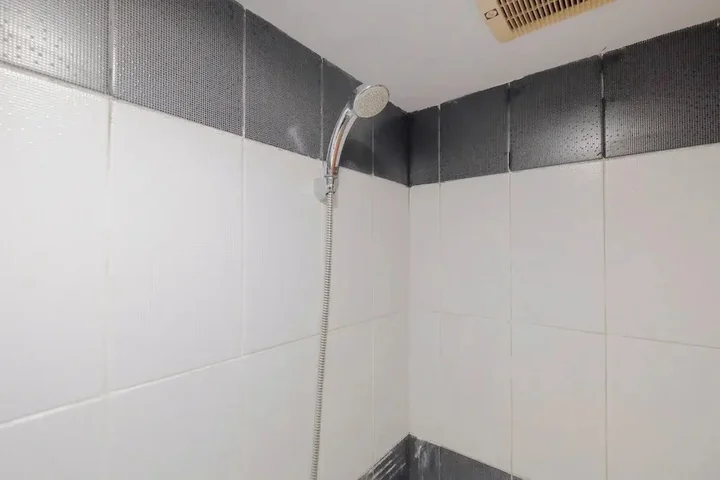 Депок: Good Deal Studio Apartment Cinere Bellevue Suites