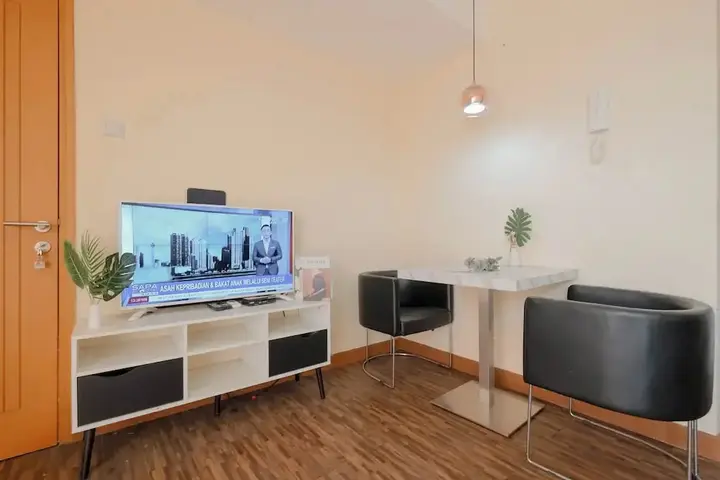 Депок: Good Deal 2BR Apartment Cinere Bellevue Suites