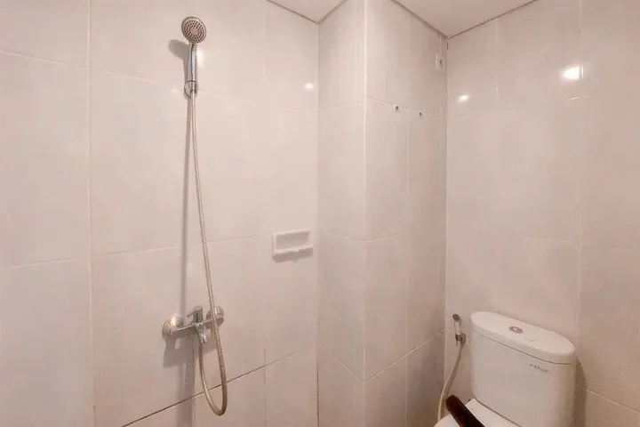 Legok: Cozy and Minimalist Studio Apartment Serpong Garden