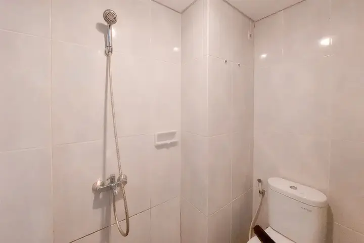 Legok: Cozy and Minimalist Studio Apartment Serpong Garden