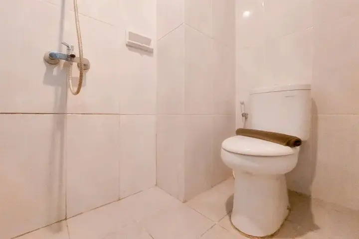 Legok: Cozy and Minimalist Studio Apartment Serpong Garden