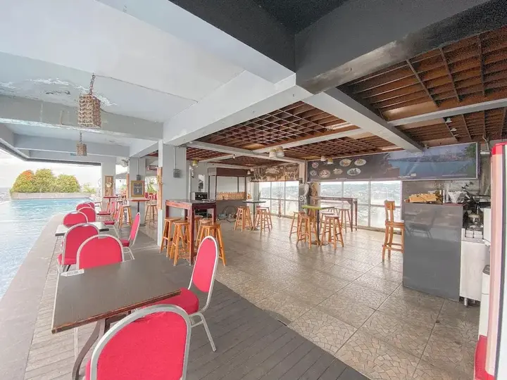 Семаранг: Best Deal and Homey Studio Apartment at Star Semarang