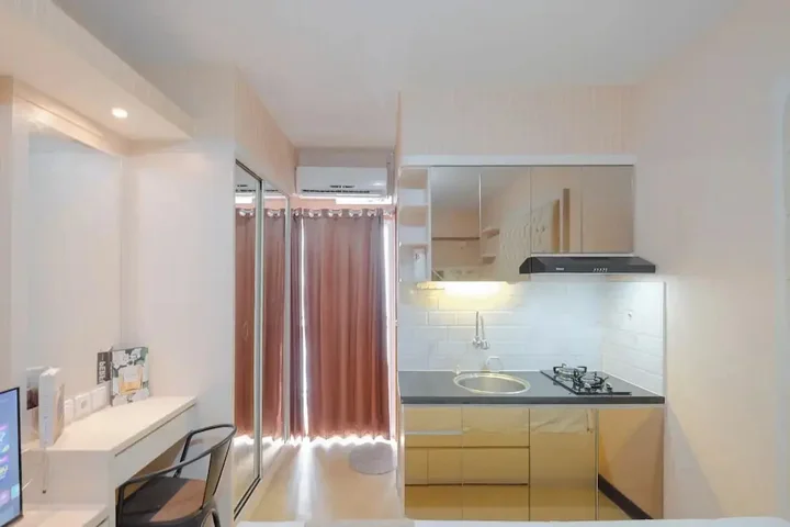 Депок: Nice and Comfy Studio at Cinere Resort Apartment