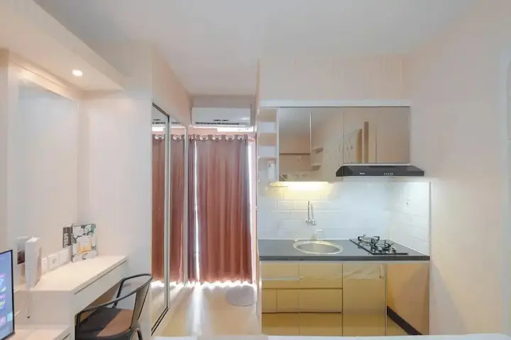 Депок: Nice and Comfy Studio at Cinere Resort Apartment