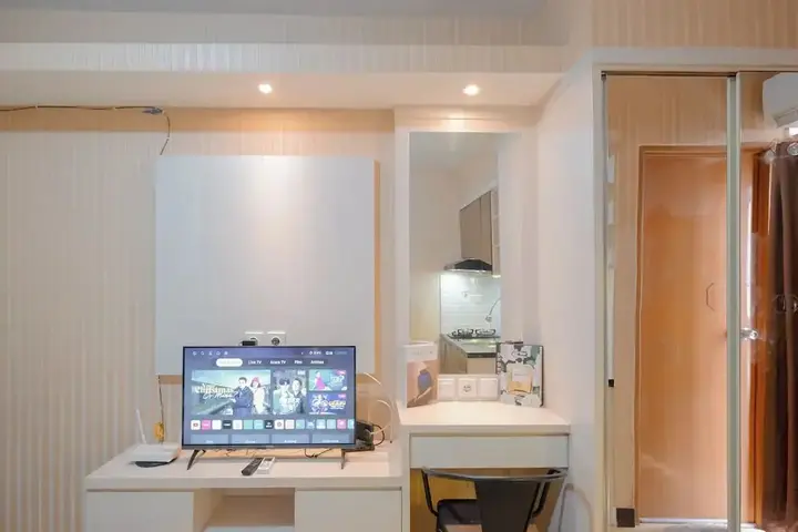 Депок: Nice and Comfy Studio at Cinere Resort Apartment