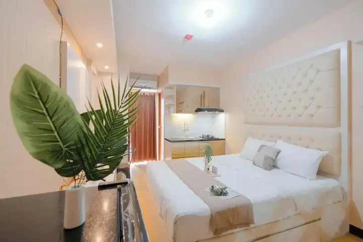 Nice and Comfy Studio at Cinere Resort Apartment — фото 5