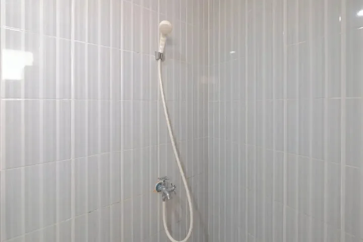 Депок: Nice and Comfy Studio at Cinere Resort Apartment