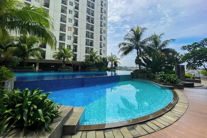 Депок: Nice and Comfy Studio at Cinere Resort Apartment