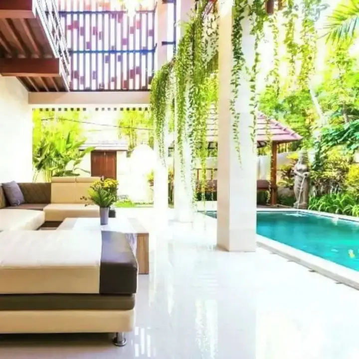 Huge Two Storey 4 Bed 4 Bath Villa With Pool Right in the Heart of Seminyak — фото 4