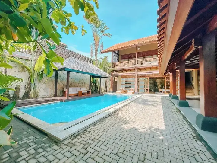 Villa STR Seminyak by Nakula — фото 1