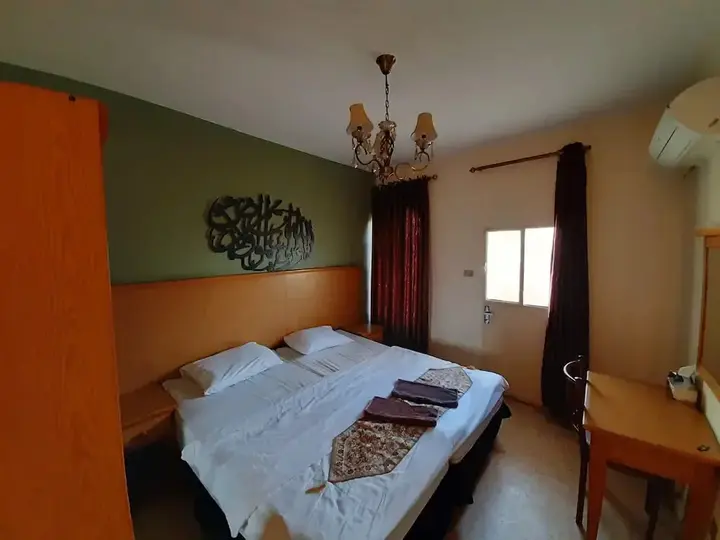 Мадаба: Moab Land Hotel
