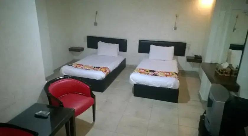 Джараш: Aphamia Hotel