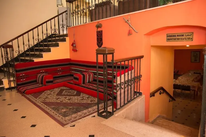 Мадаба: Black Iris Hotel