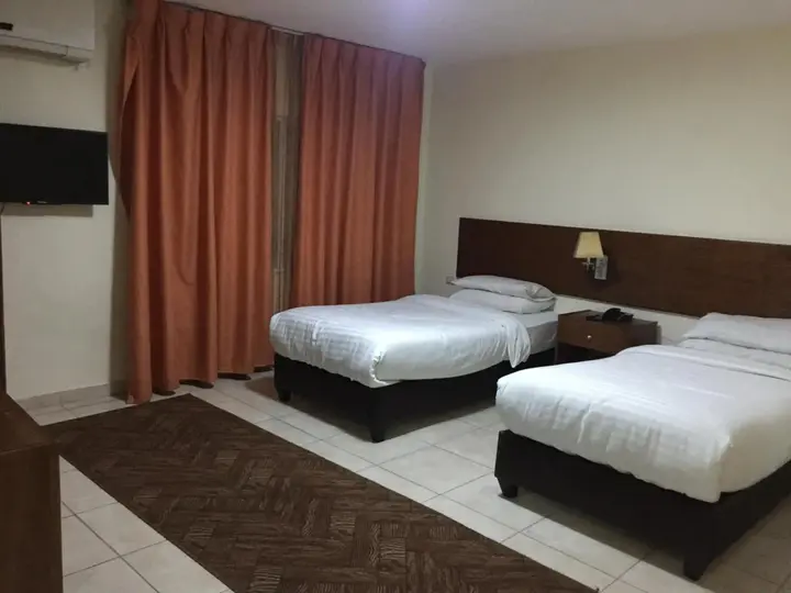 Амман: Zaina Plaza Hotel