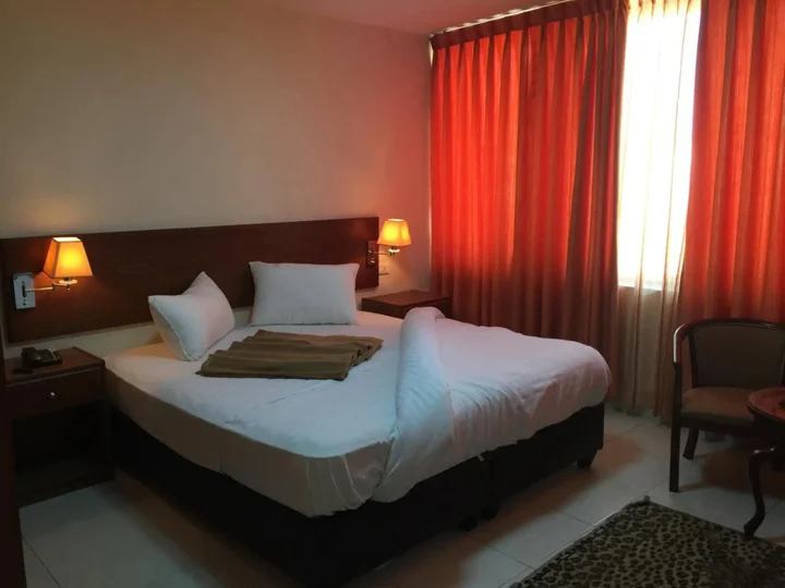 Амман: Zaina Plaza Hotel
