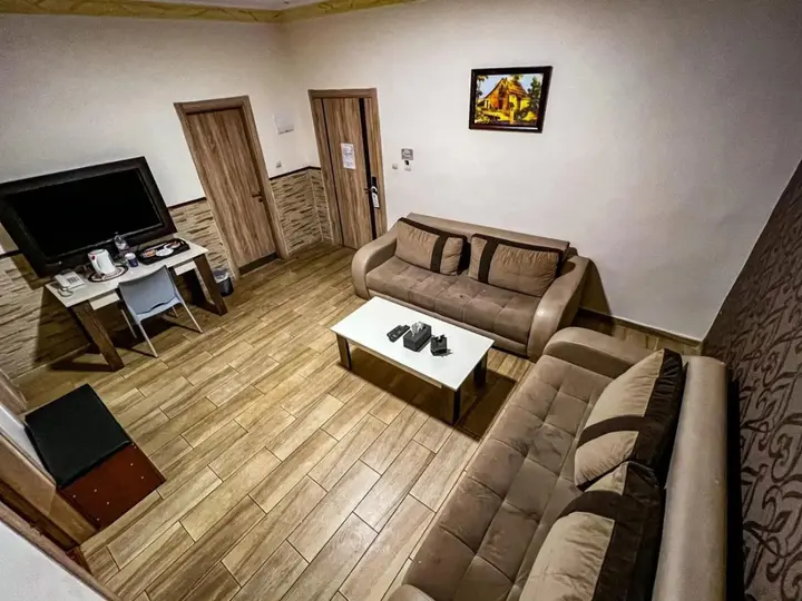 Амман: Balcony Hotel & Suites
