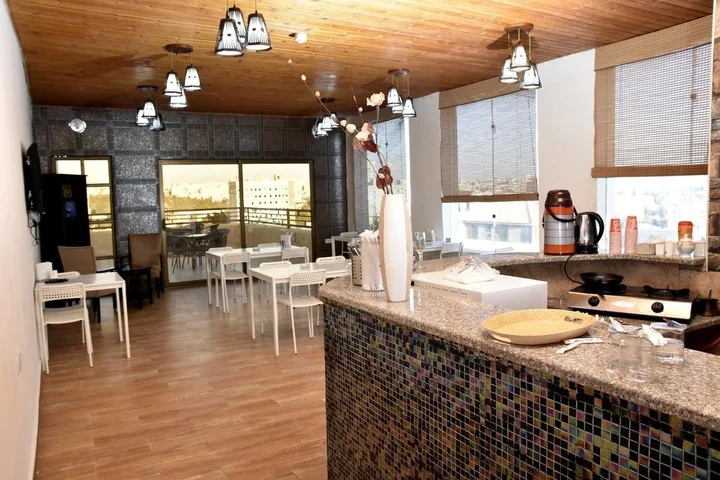 Амман: Al Bateel Hotel Apartments