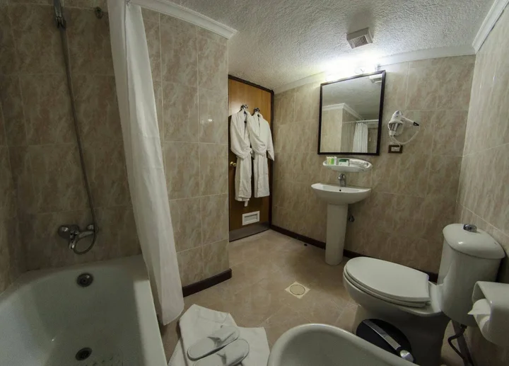 Амман: Meneur Hotel