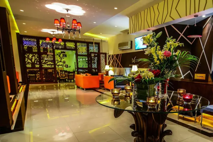 Амман: Meneur Hotel