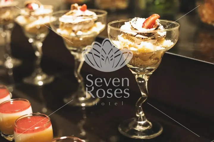 Амман: Seven Roses Hotel