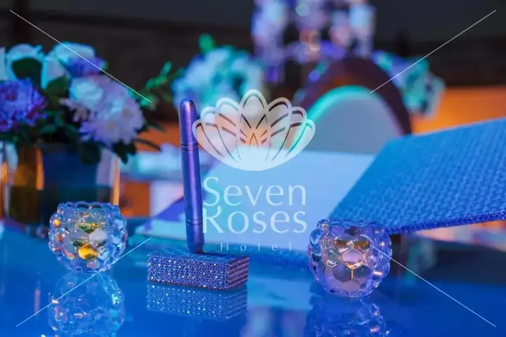 Амман: Seven Roses Hotel