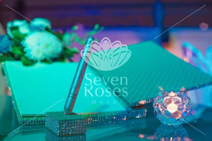 Амман: Seven Roses Hotel