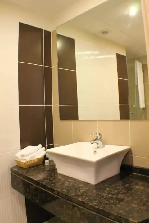 Амман: Crystal Suites