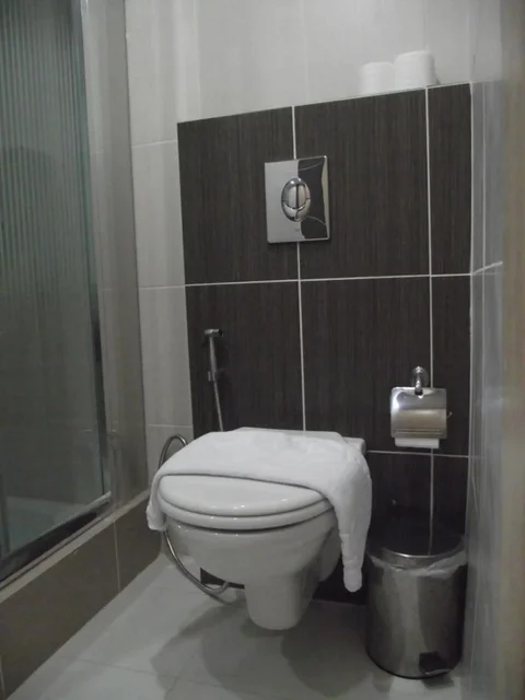 Амман: Crystal Suites