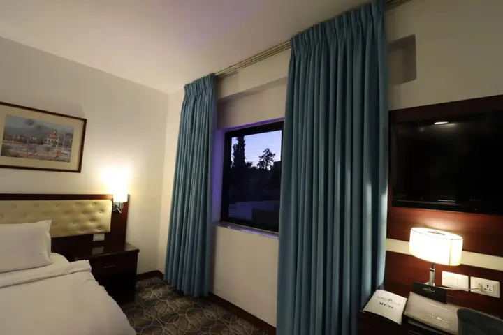 Амман: Larsa Hotel