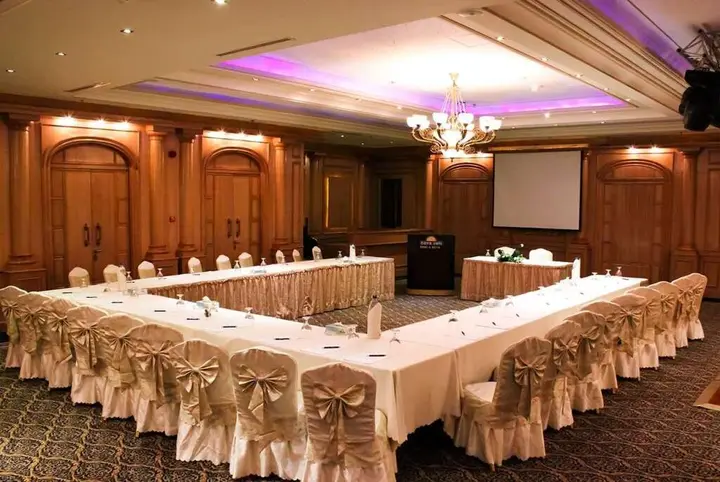 Амман: Days Inn by Wyndham Hotel Suites Amman